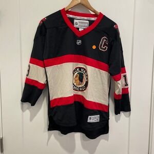 Reebok Chicago Blackhawks Jonathan Toews 19 Jersey Youth L/XL Black NHL Hockey
